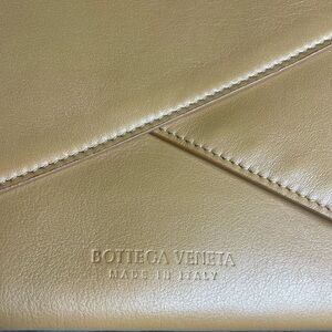 Quite NEW! Bottega Veneta Tan Leather Envelope Clutch - 100% Authentic